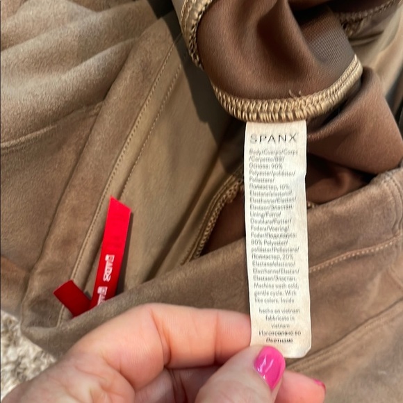 SPANX Faux Suede Tan High-Waisted Leggings Sz Med - Picture 5 of 5